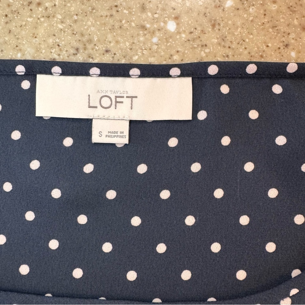 Loft Women's Size Small Blouse Top Short 3/4 Sleeve Blue Polyester Round Neck - Picture 5 of 8